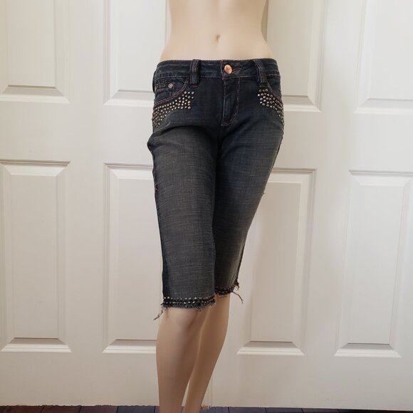 Y2K Antik Denim Grunge Embroidered Studded Capri Jeans SZ 27 - Picture 2 of 10
